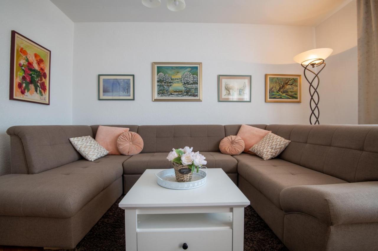 Vranjes Apartman Kaštela Kültér fotó