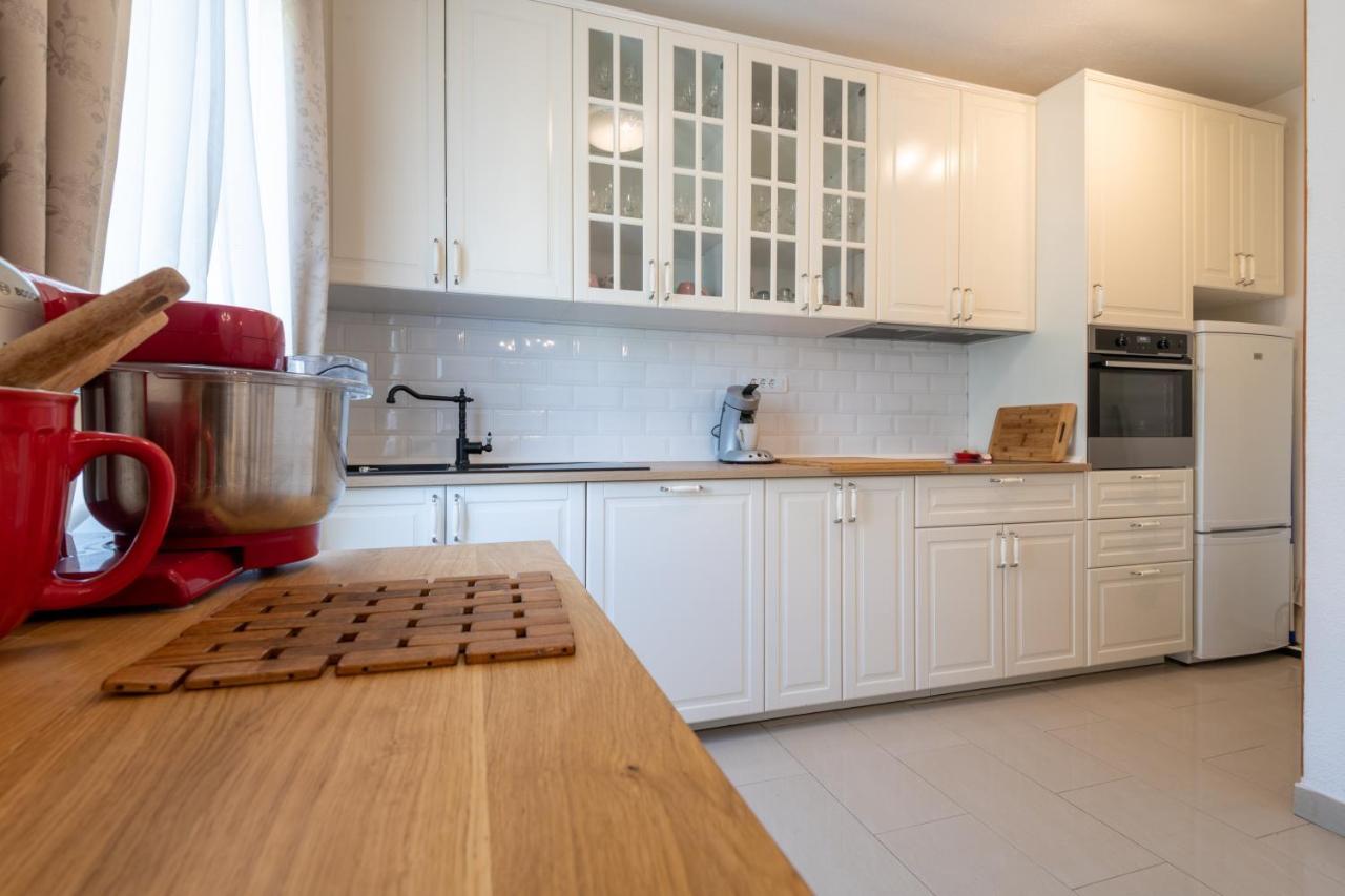 Vranjes Apartman Kaštela Kültér fotó