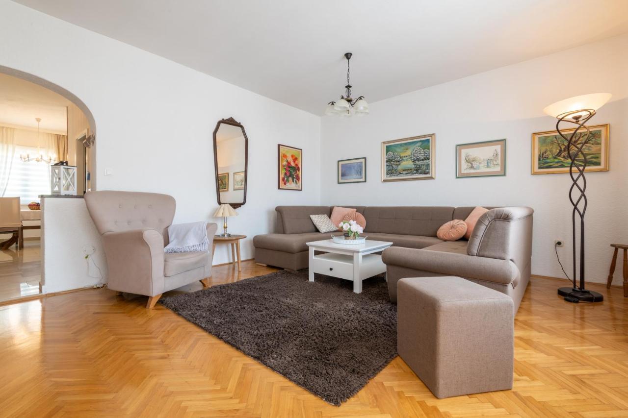 Vranjes Apartman Kaštela Kültér fotó