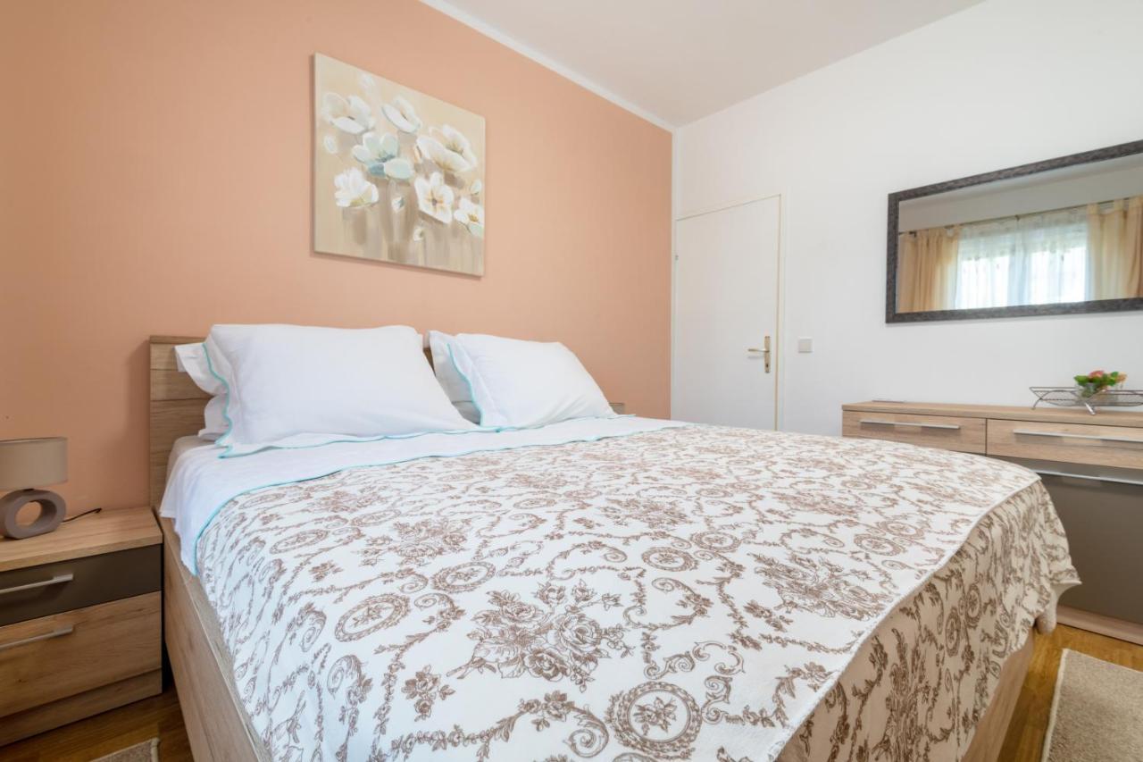 Vranjes Apartman Kaštela Kültér fotó